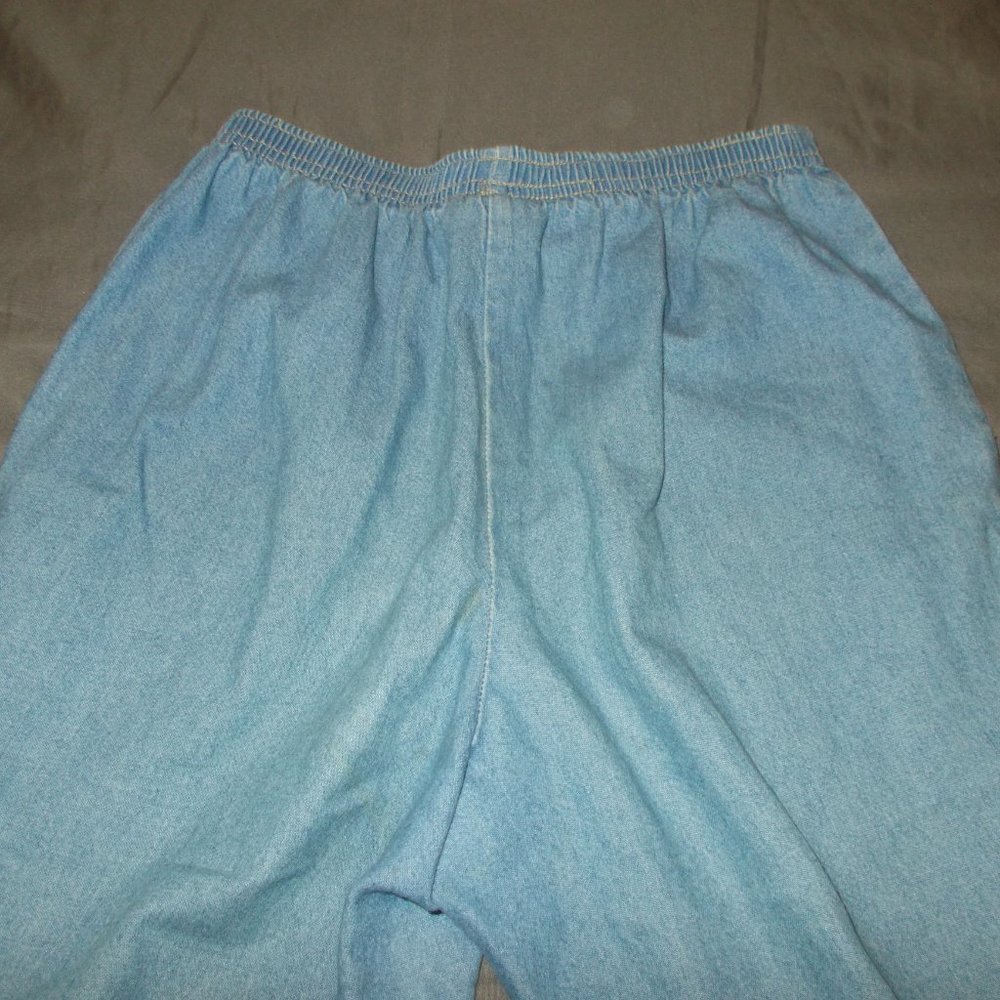 Classic Elements Capris Medium Wash Size 6 Petite - image 4